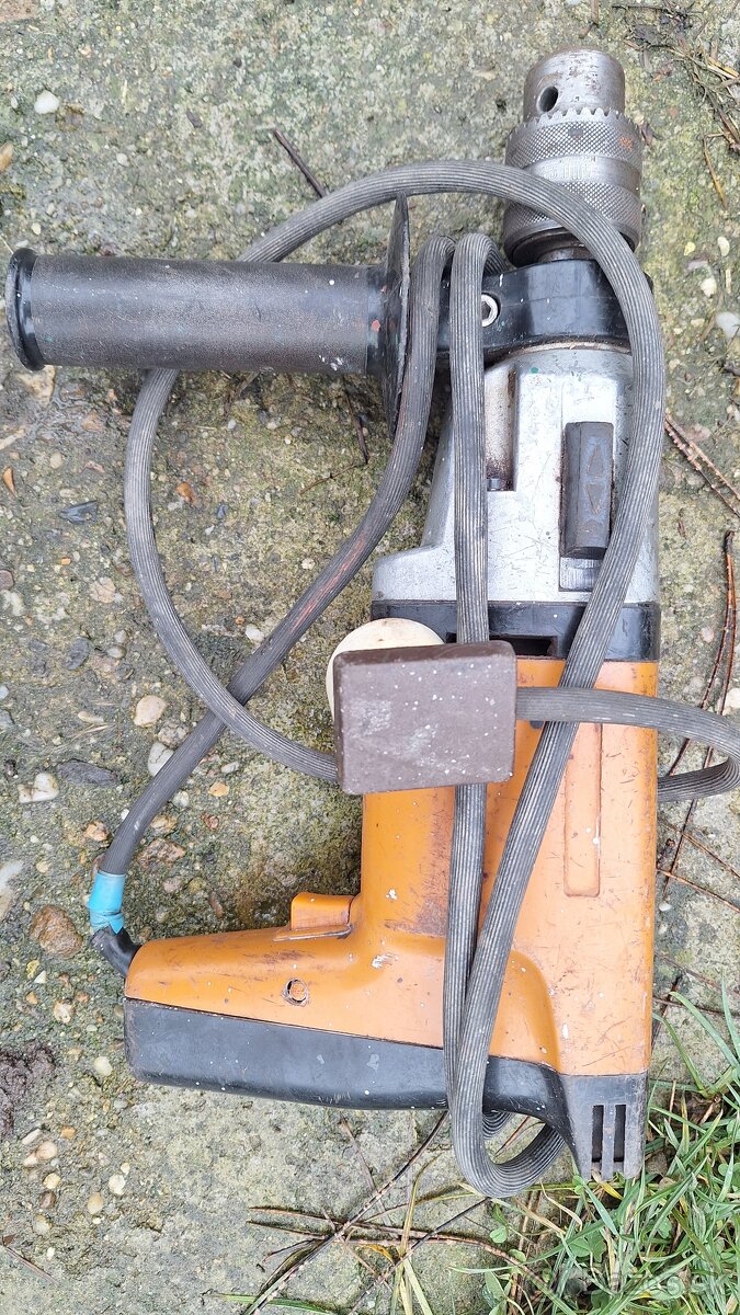 Príklepová elektrická vŕtačka - 2