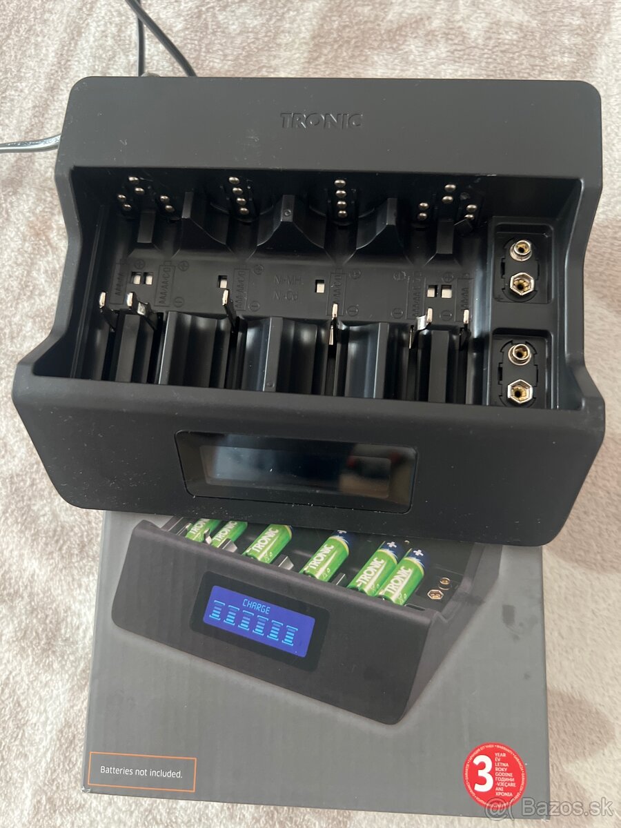Nabíjačka. Battery charger. - 2