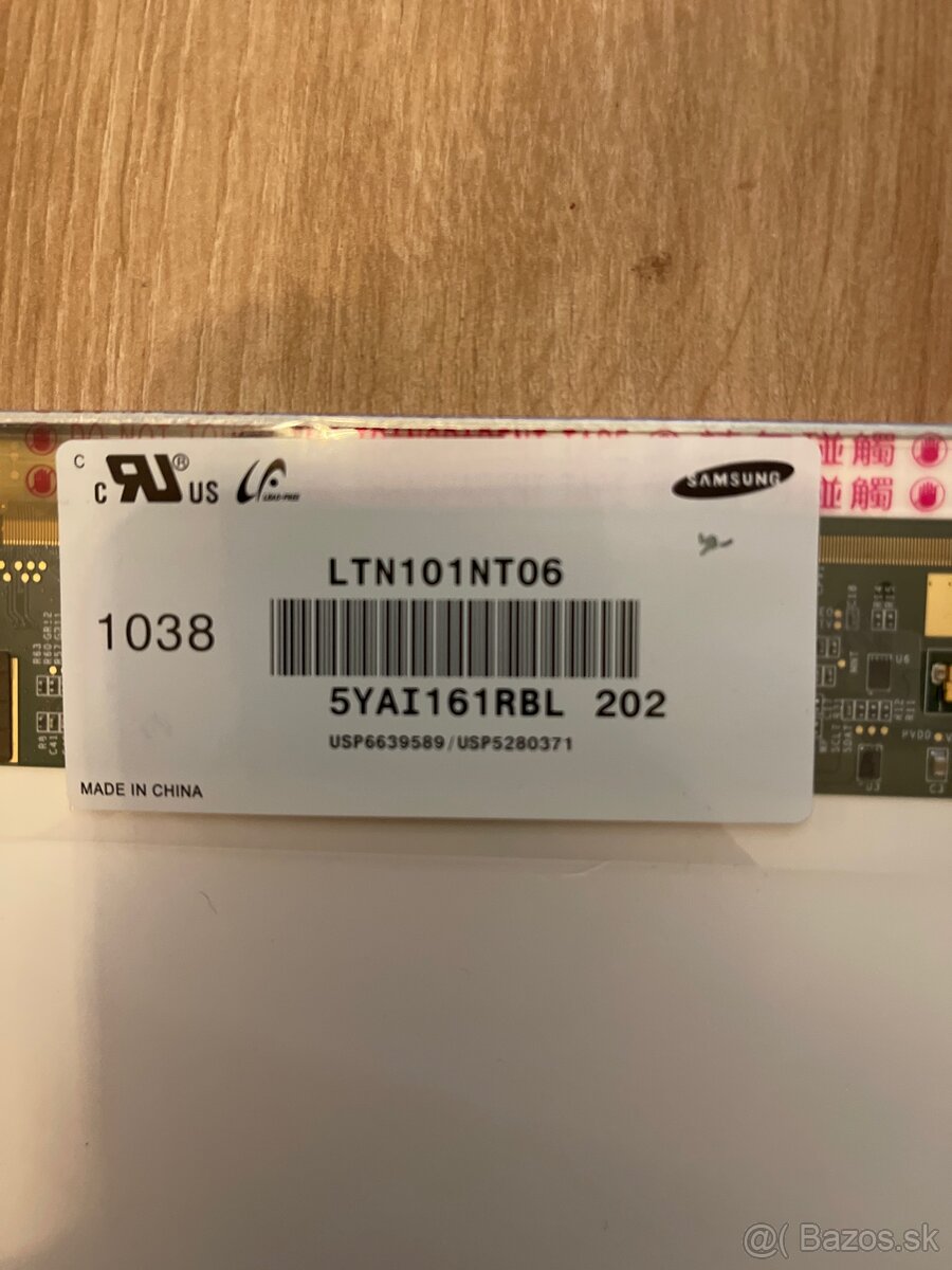 LCD panel LTN101NT0 - 2