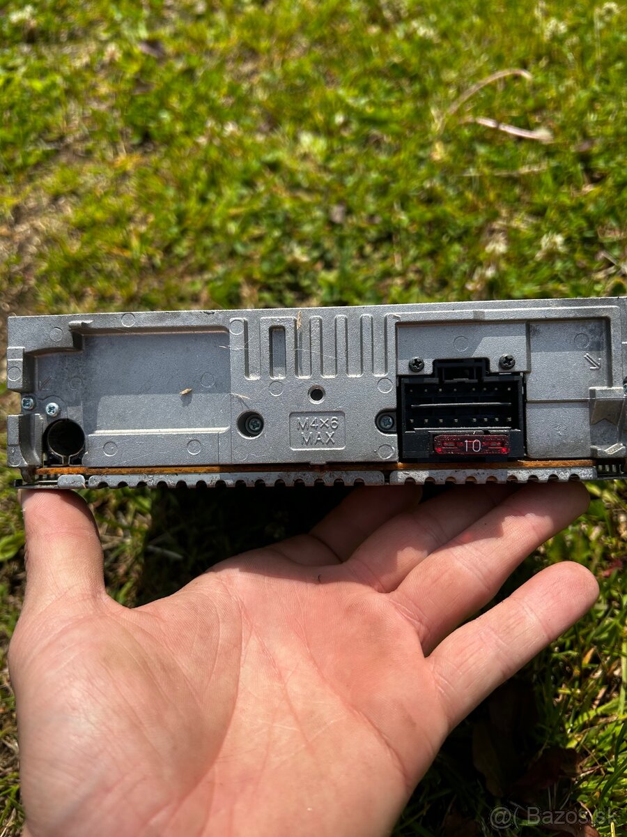 1din radio - 2