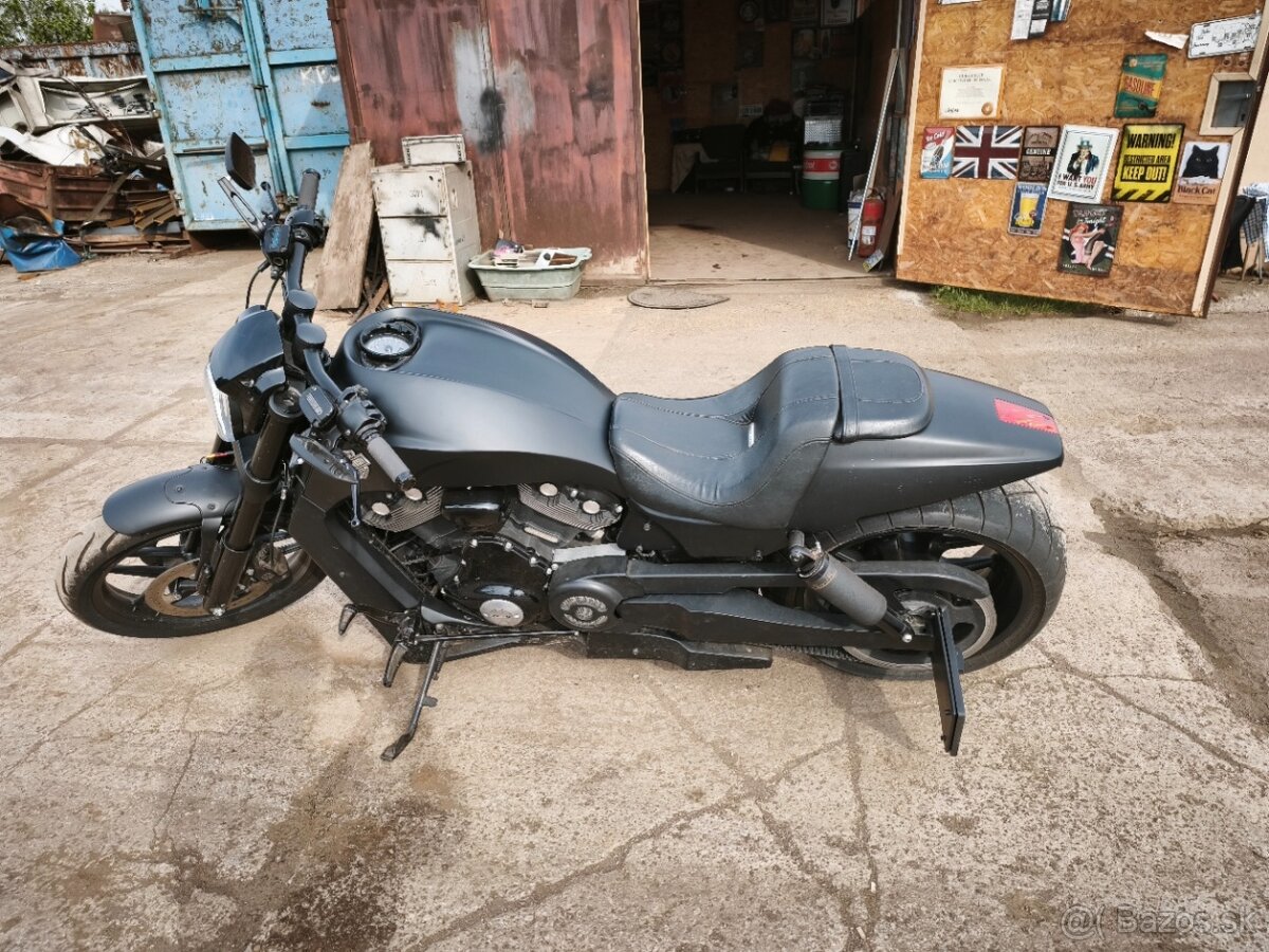Harley-Davidson Night Rod Special - 2