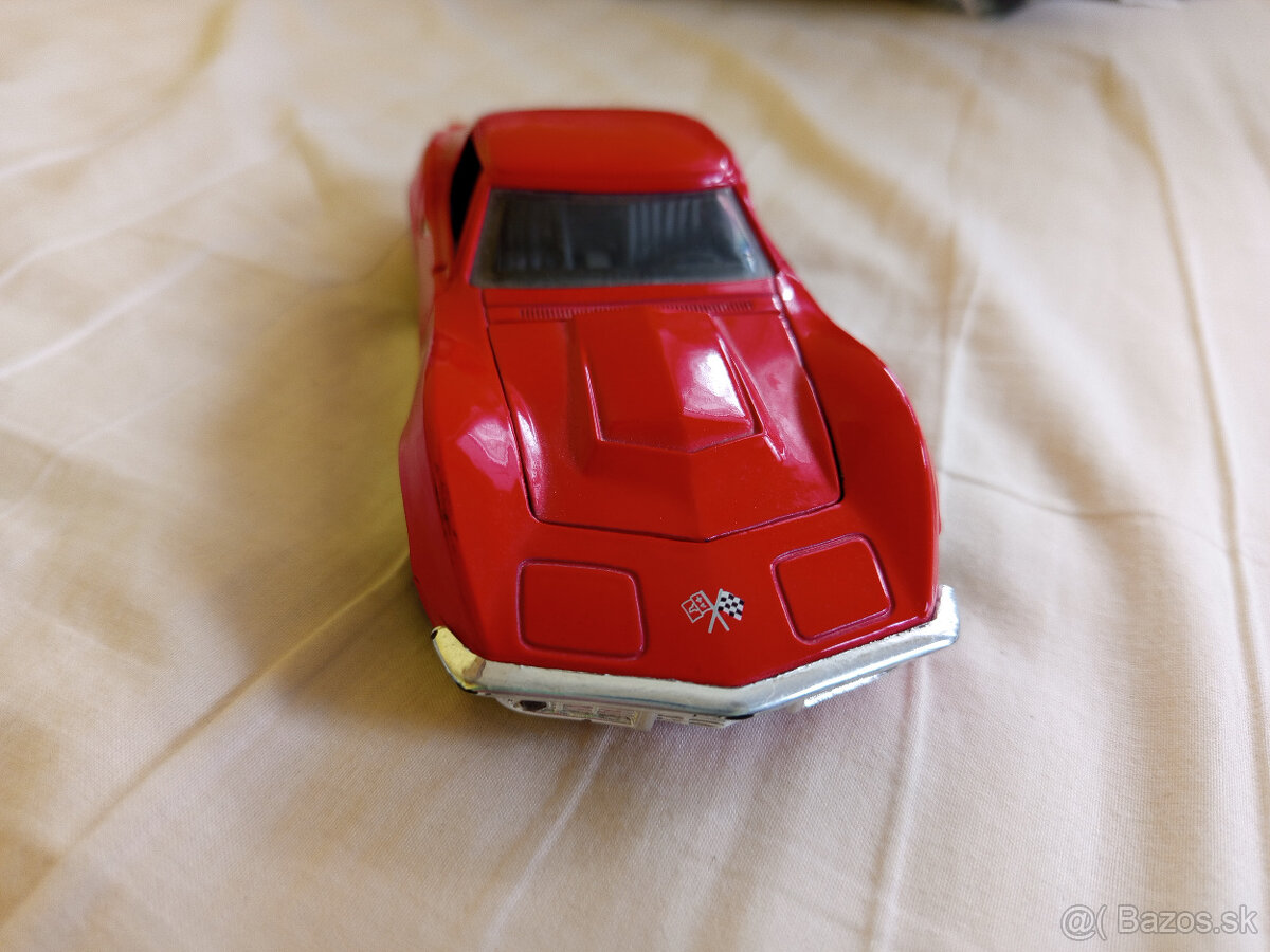 predám model 1:24 Chevrolet Corvette 1968 - 2