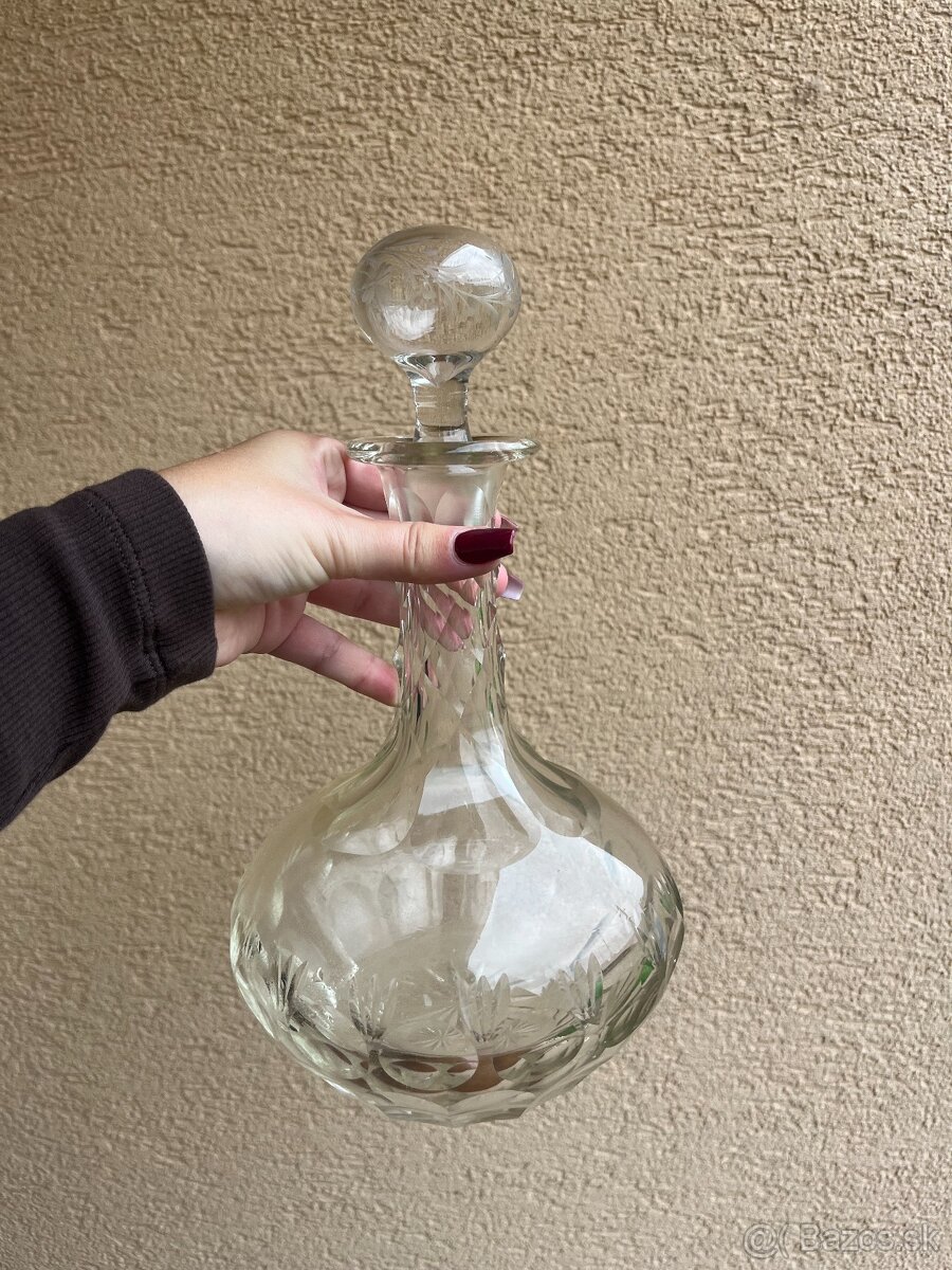 Starožitná sklenená karafa - 2