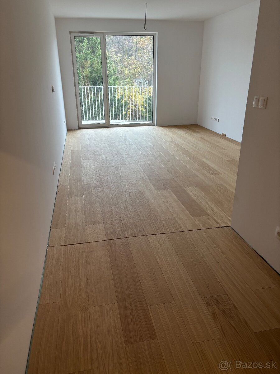 Pokládka plávajúcej podlahy + interiérové dvere - 2