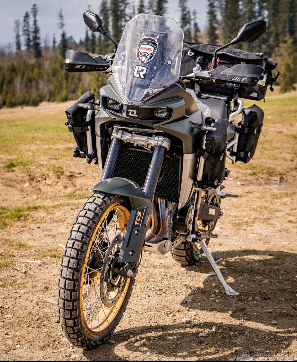 Kove 800 x pro + doplnky - 2