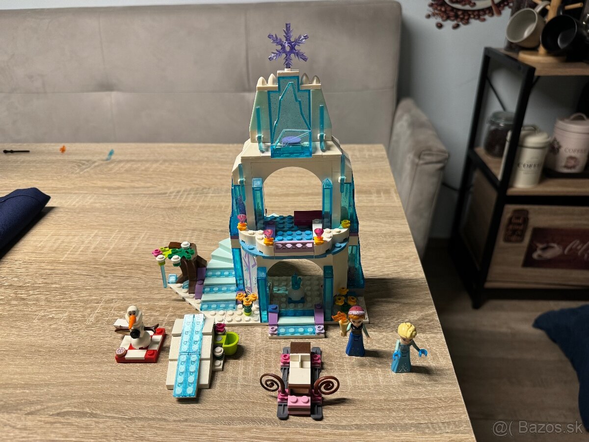 Frozen hrad Ice Enchanted lego - 2
