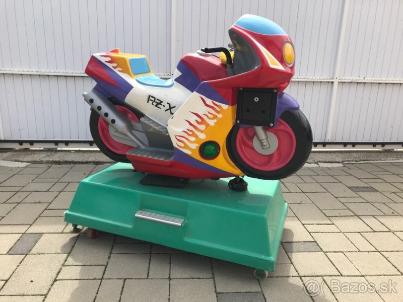 Elektrické hojdacie zariadenie - zábavné zariadenie Motorka - 2