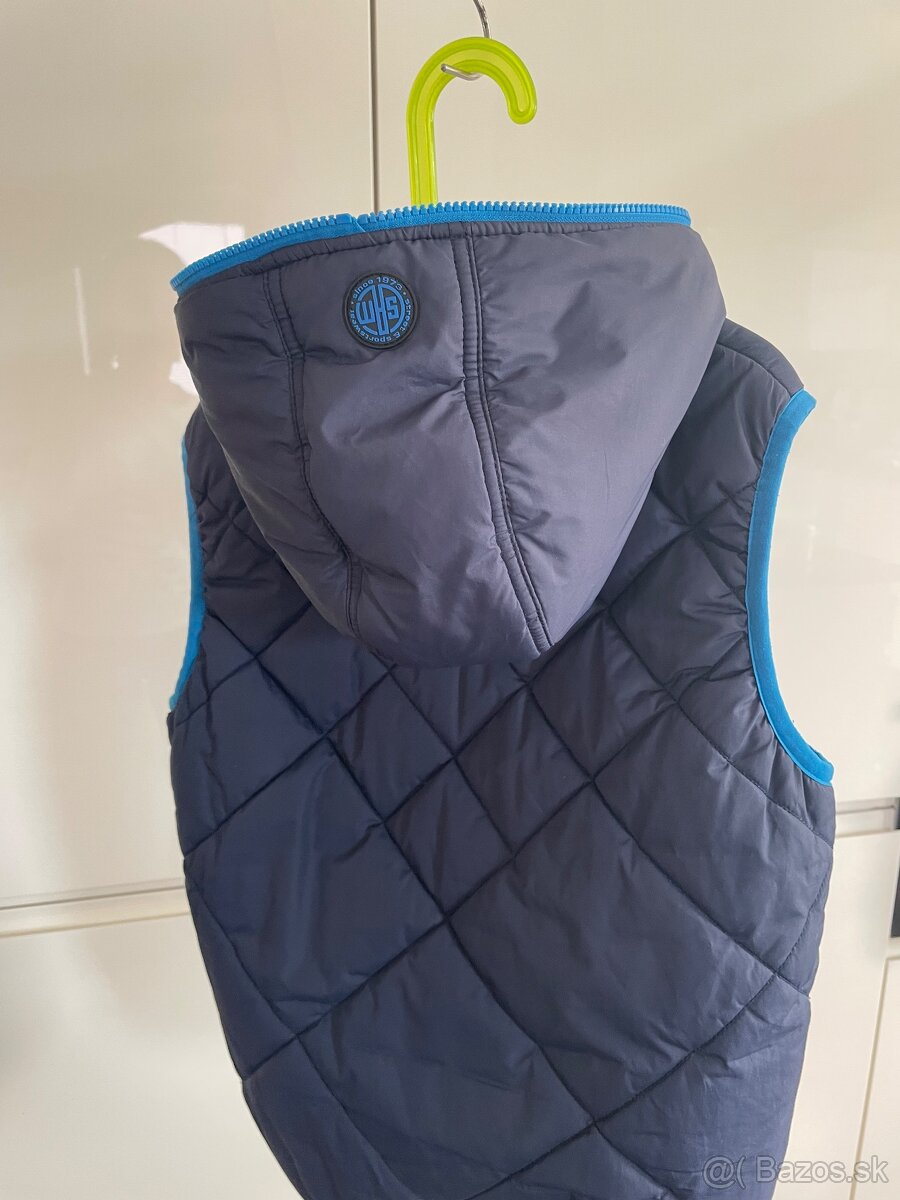 Vesta s kapucňou - 2