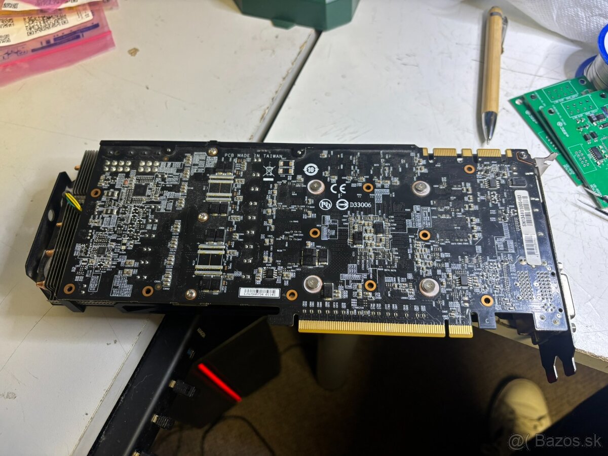 Predám Gigabyte GV-N770OC-2GD - 2