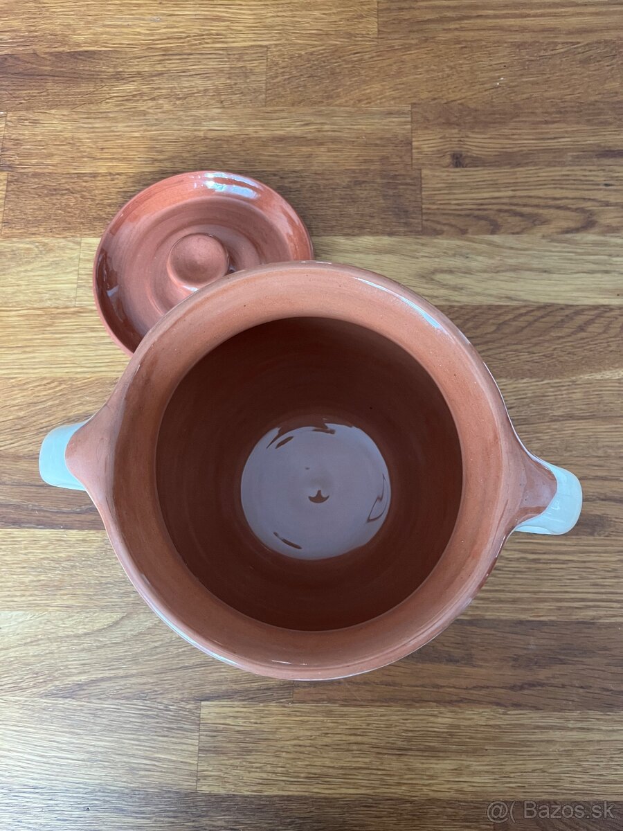 Hlinená nádoba - 2