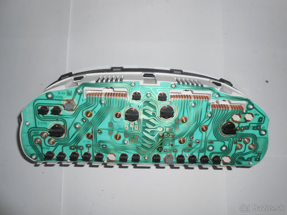 Budiky Kia Carnival / dieselové / - 2