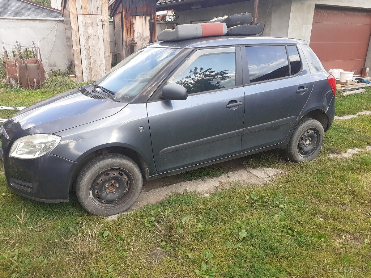 Skoda fabia 2 rozpredam 1.2 6v BBM - 2