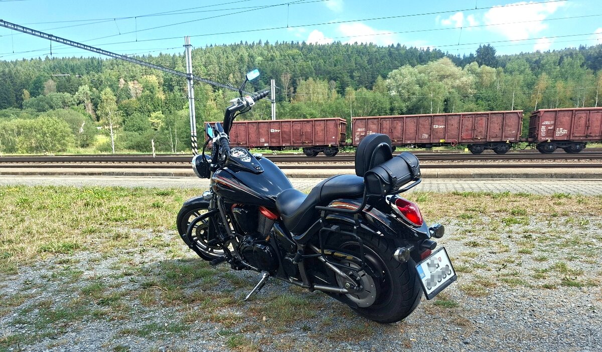 Kawasaki VN900 custom - 2