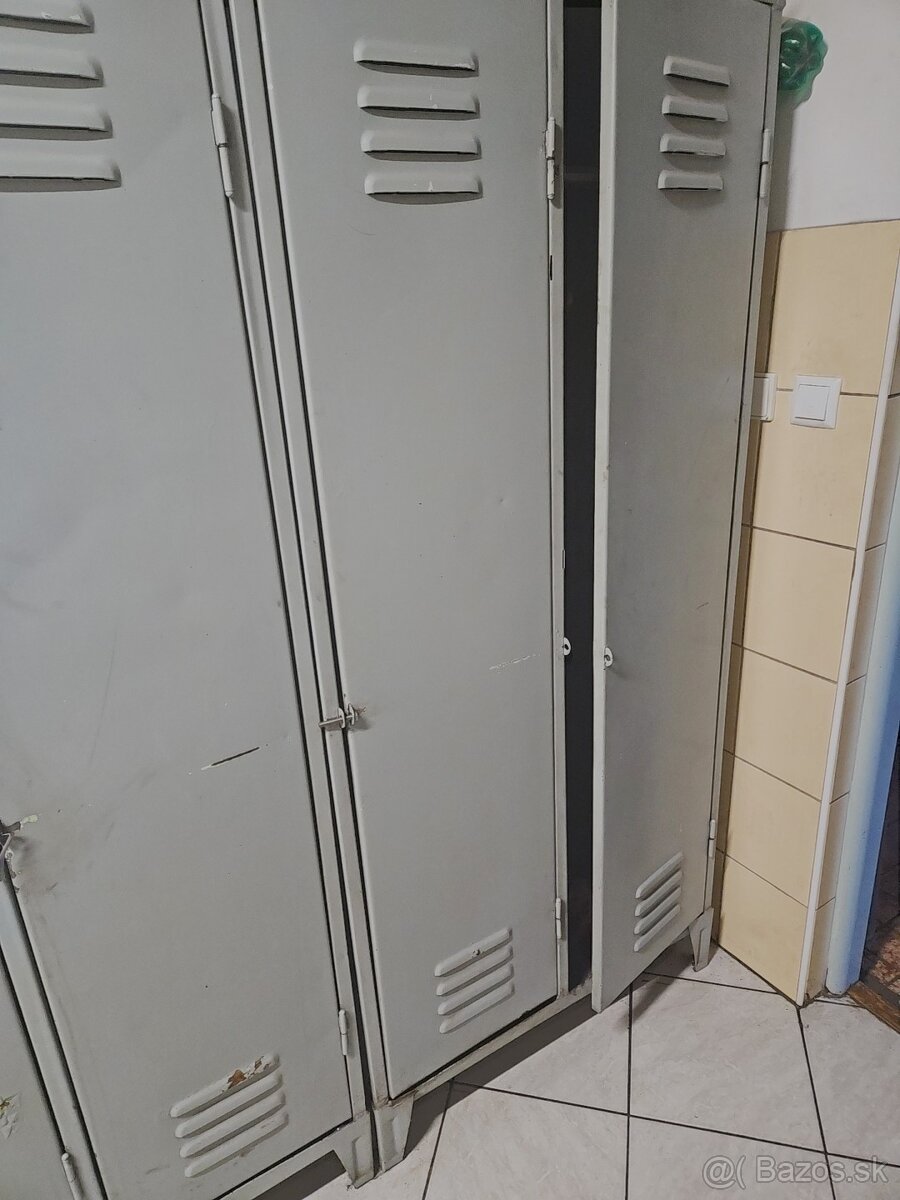 Dielenske šatníkov skrine - 2