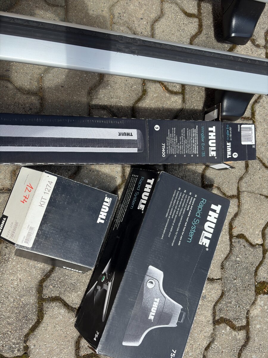 Thule WingBar Evo 7114 + Rapid System Kit 754 + Kit 1274