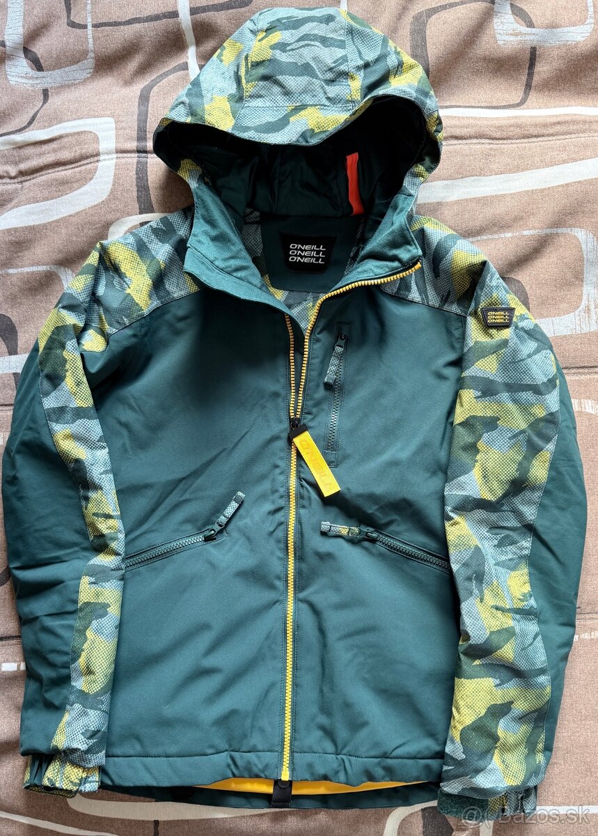 lyžiarsky komplet + obuv 30€ - 2