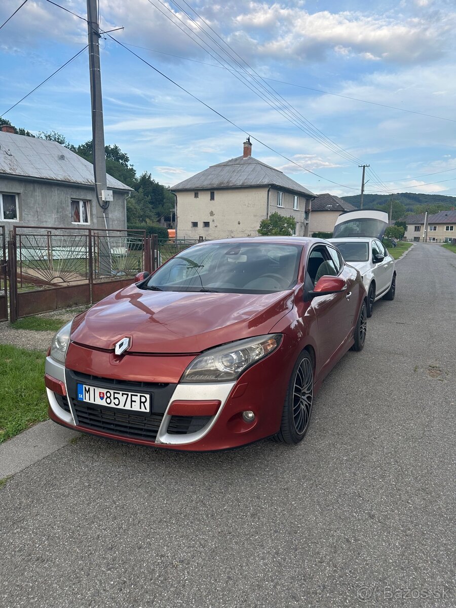 Renault Megane Coupe - 2