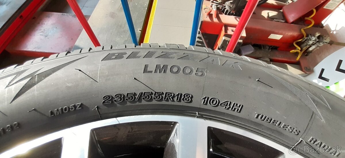 Zimne pneu Bridgestone 235/55 R18 - 2