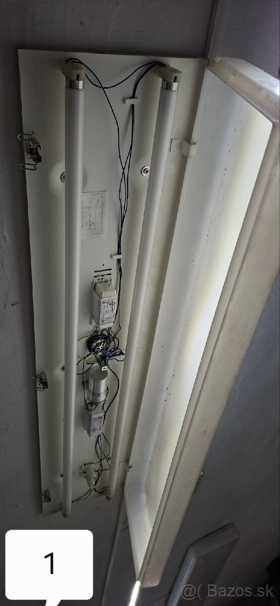 Neónové svietidlá. - 2