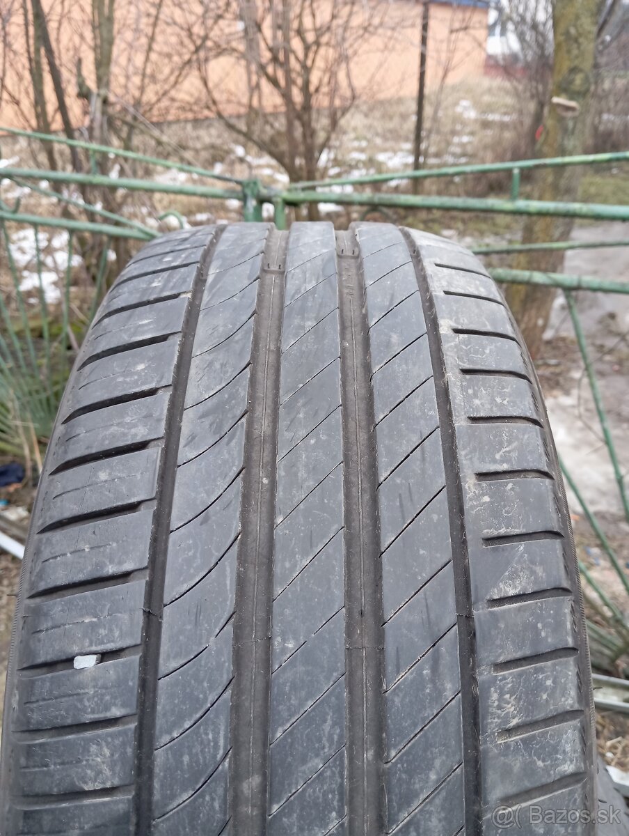 225/45r17 4ks letné - 2
