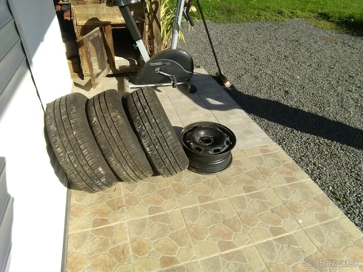 Predaj pneu Škoda - 2