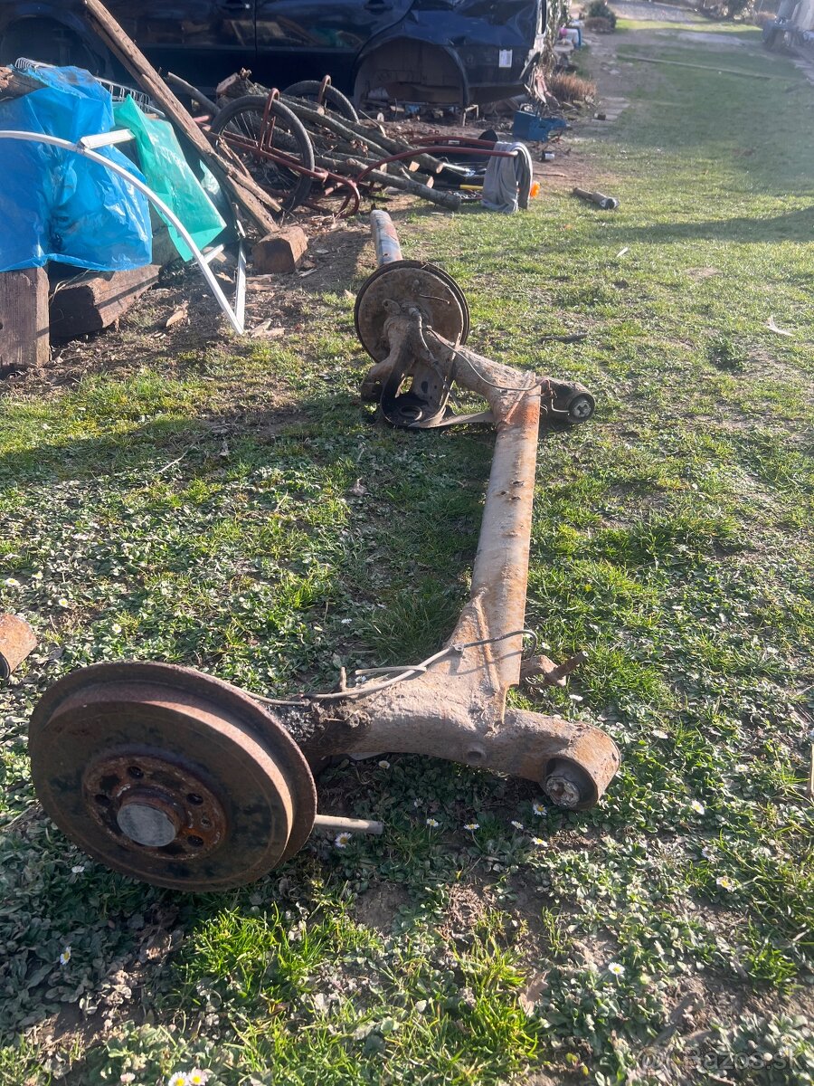 zadna naprava octavia 1, bubnova - 2