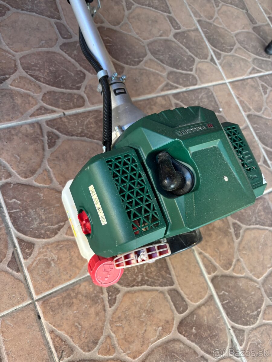 Benzínová Kosacka / Krovinorez - 2