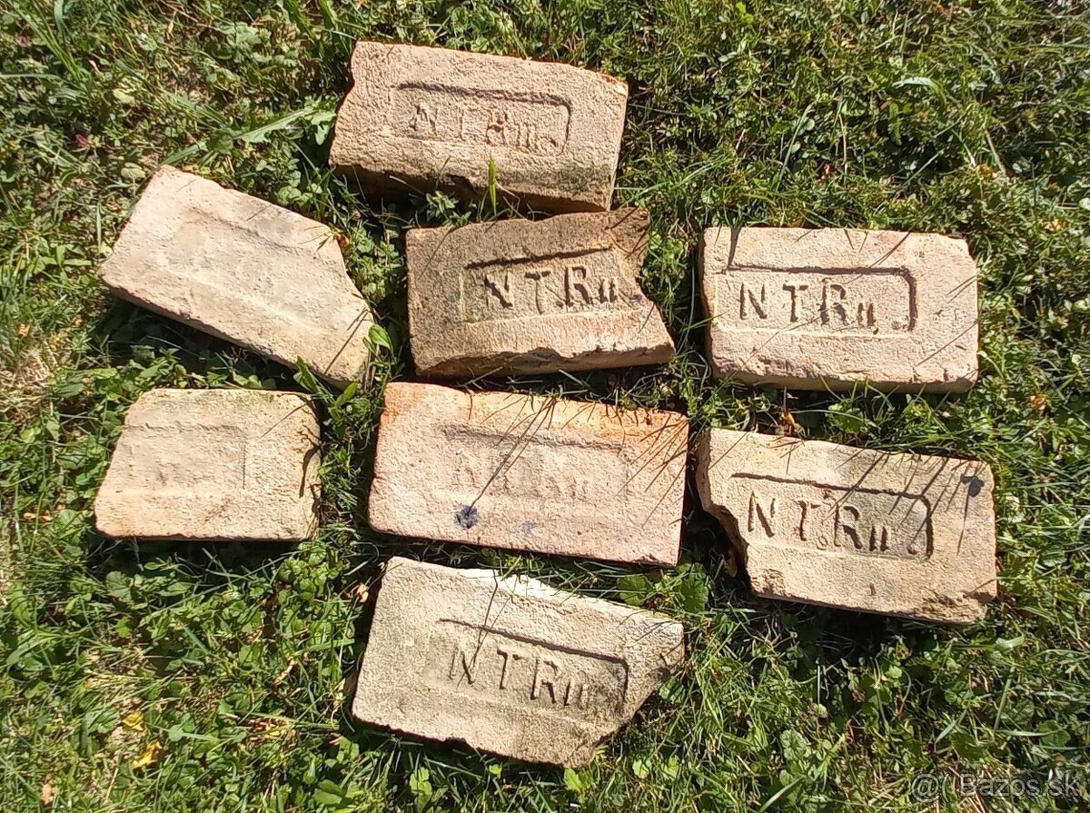 staré značené tehly - 2