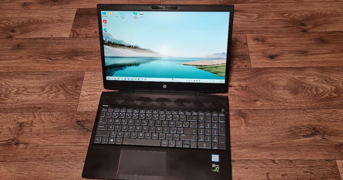 Predám vymením notebook HP Gaming 15-cx0017nc + taška - 2