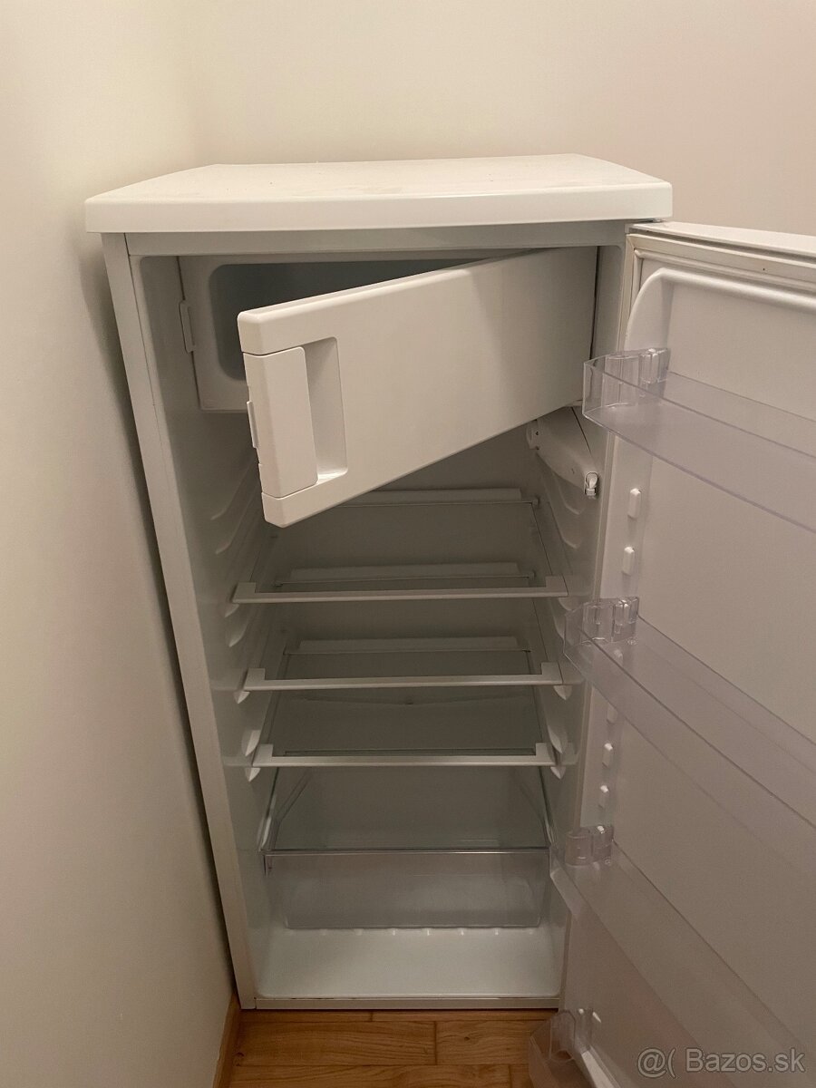 Zanussi 232l funkčná - 2
