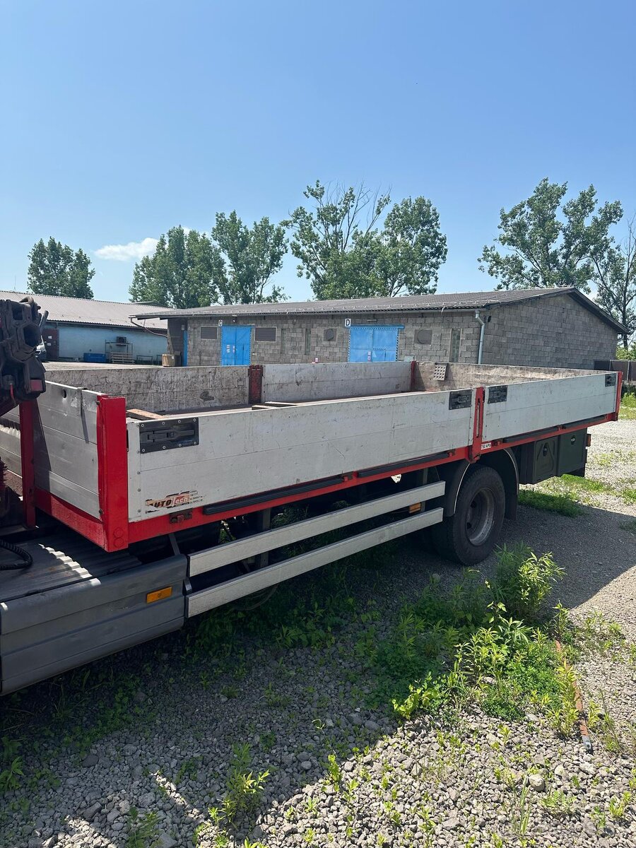 Predám Mercedes Atego s hydraulická ruka - 2