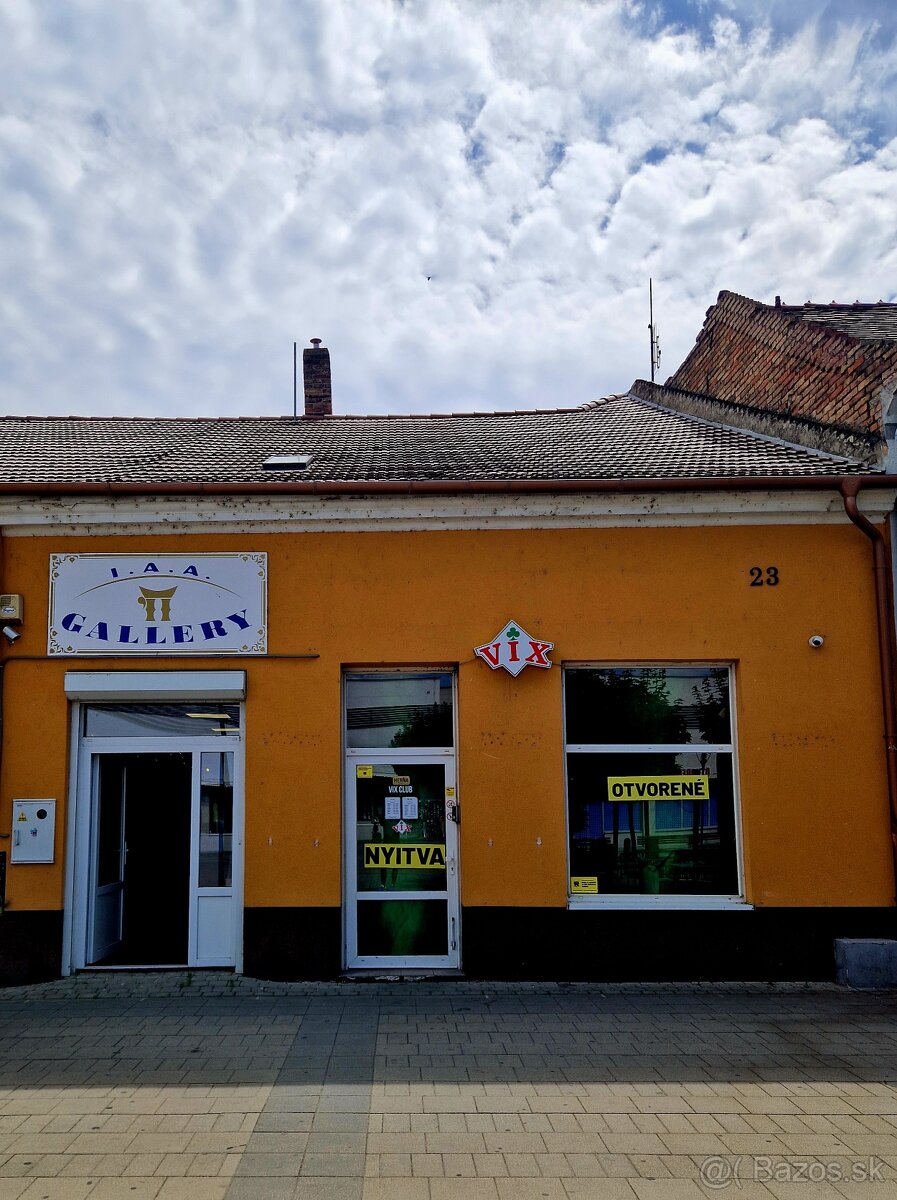 PRENÁJOM 200m² Sturovo centrum - 2