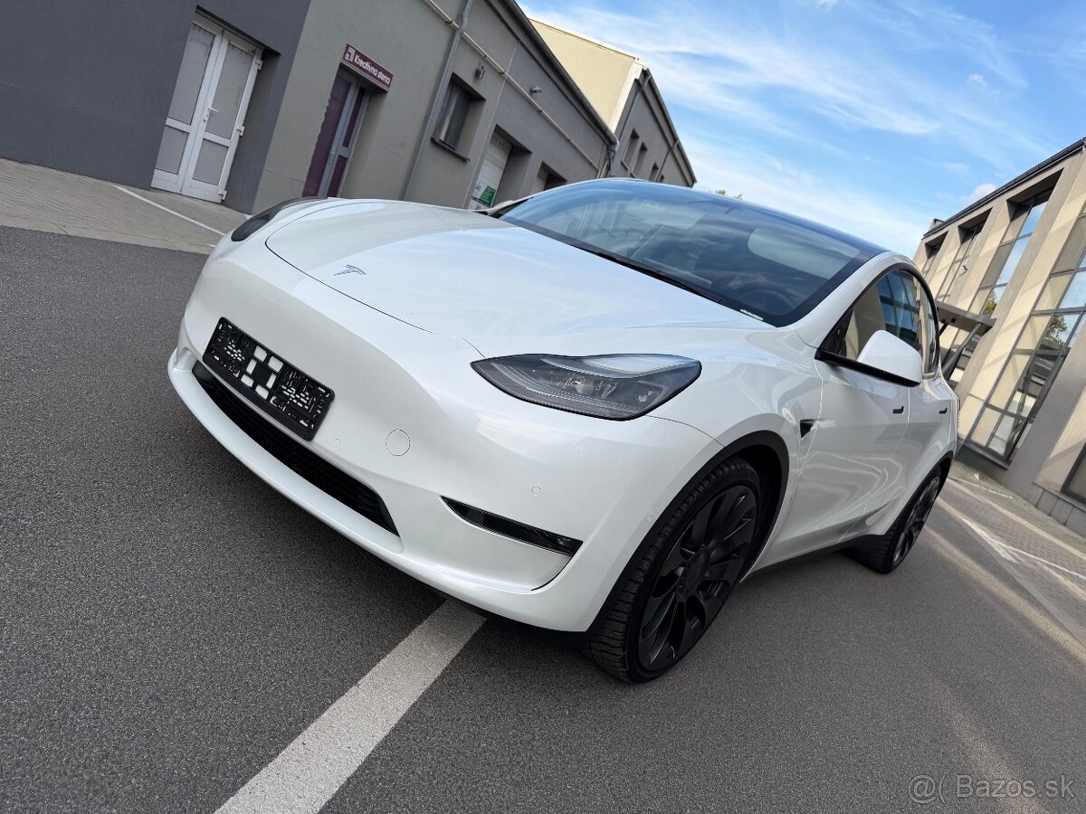 Tesla Model Y Dual Motor Performance - 2