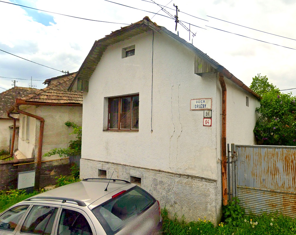 Poltár – Rodinný domček v centre mesta - 2