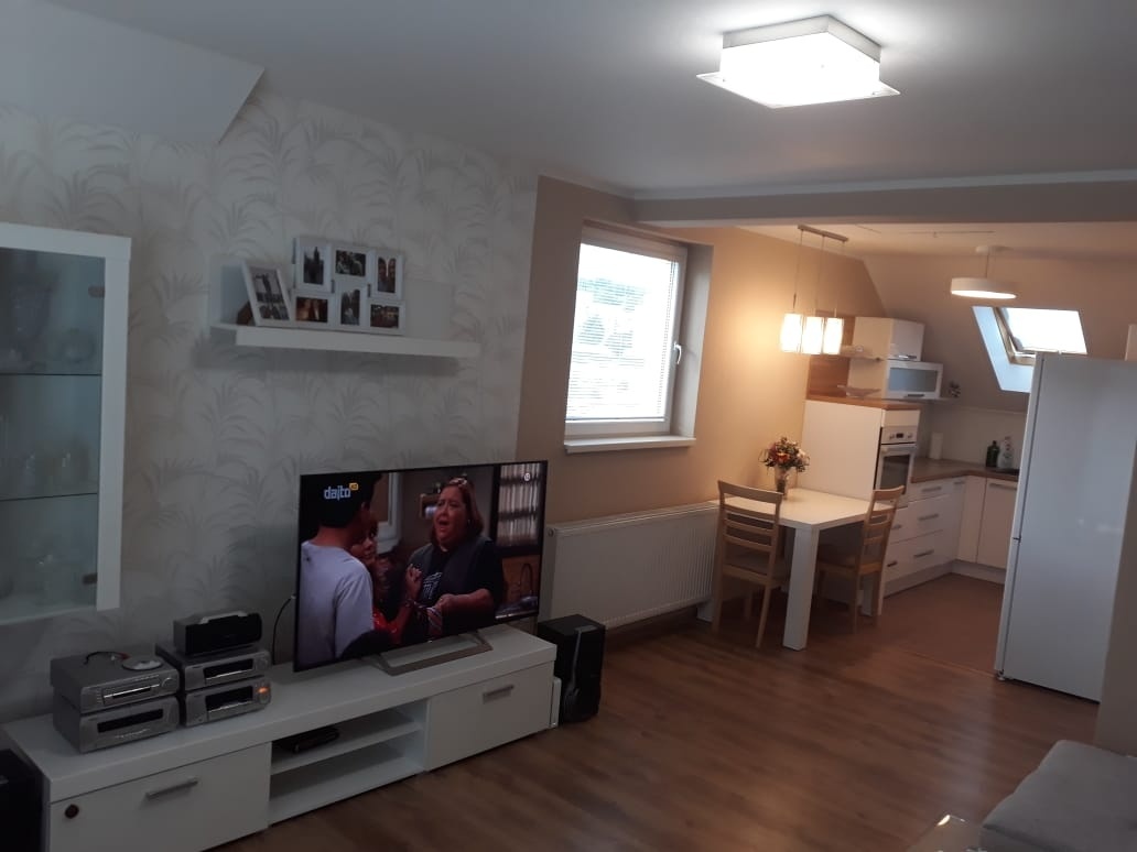 Na prenájom: štýlový 2-izbový byt s balkónom na Čapajevovej - 2