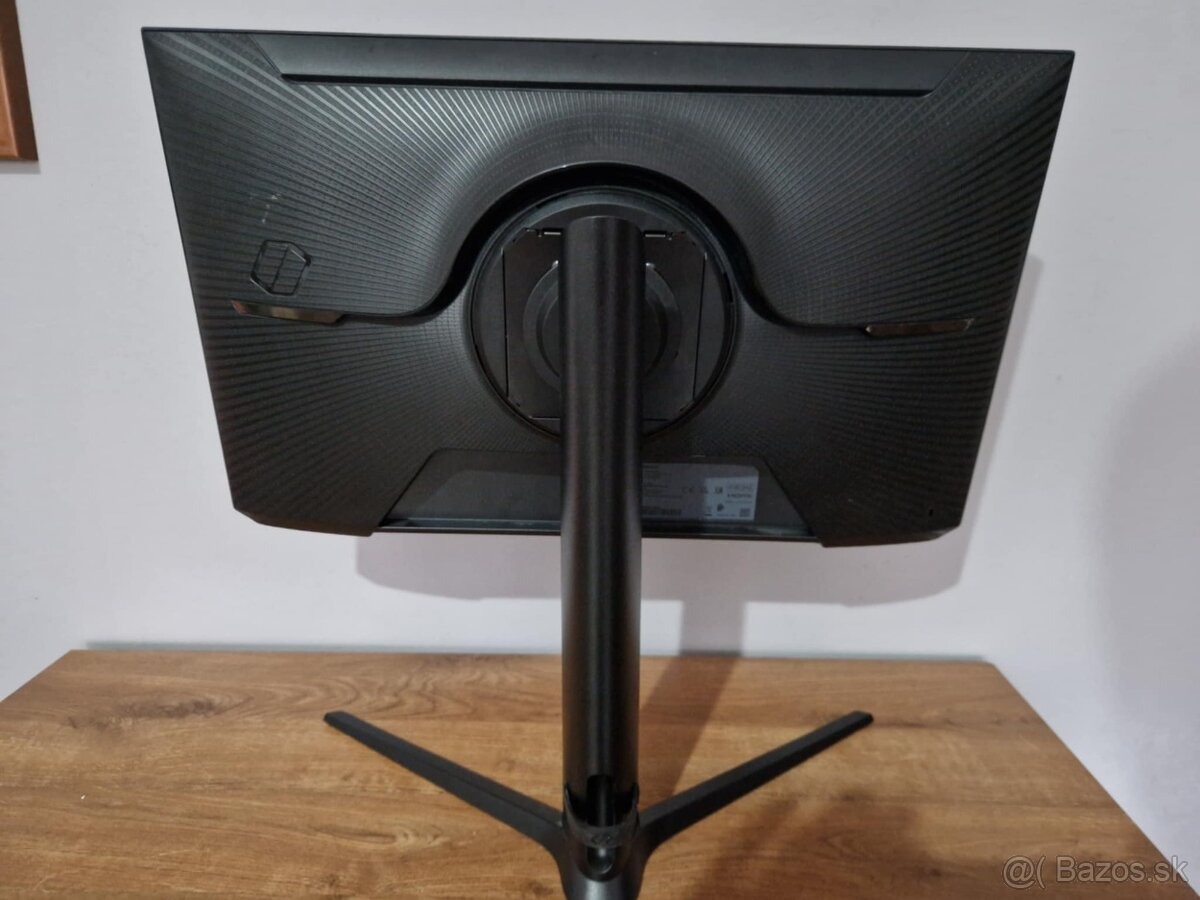 Samsung Odyssey G32A - 24" - 2