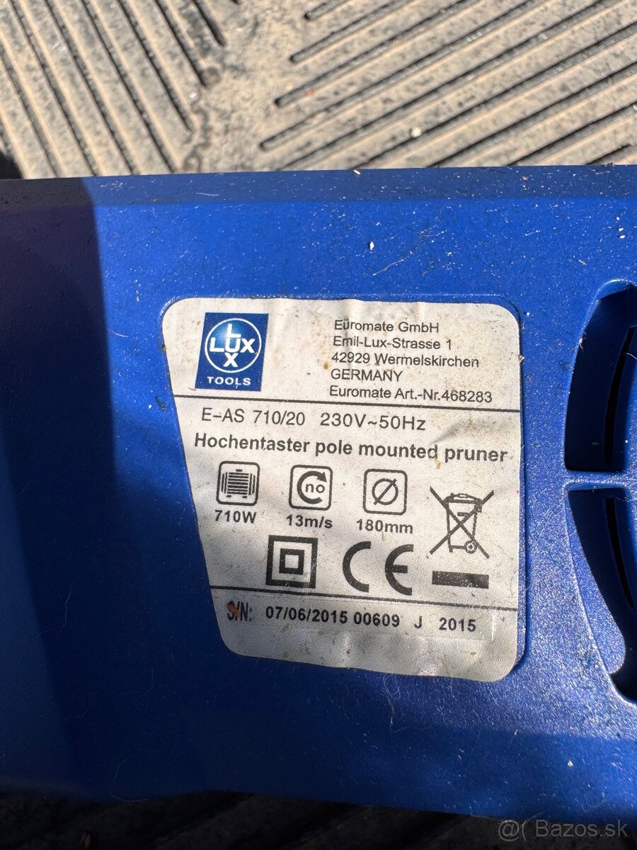 Elektrická vyvetvovacia píla - 2