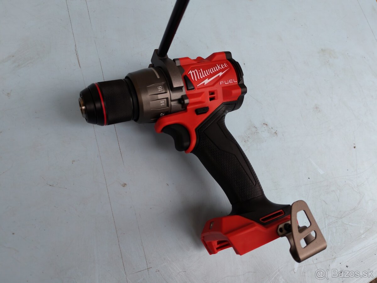 Milwaukee Aku šrobovačku s príklepom - 2