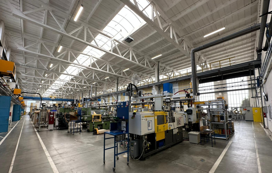 Na prenájom 5000 m2 hala Lužianky - 2