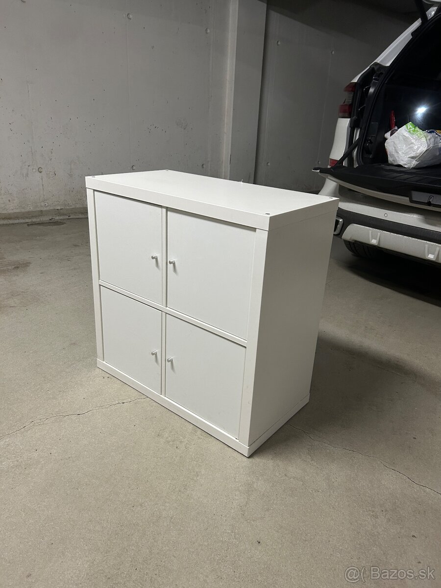 Ikea Kallax s dvierkami - 2