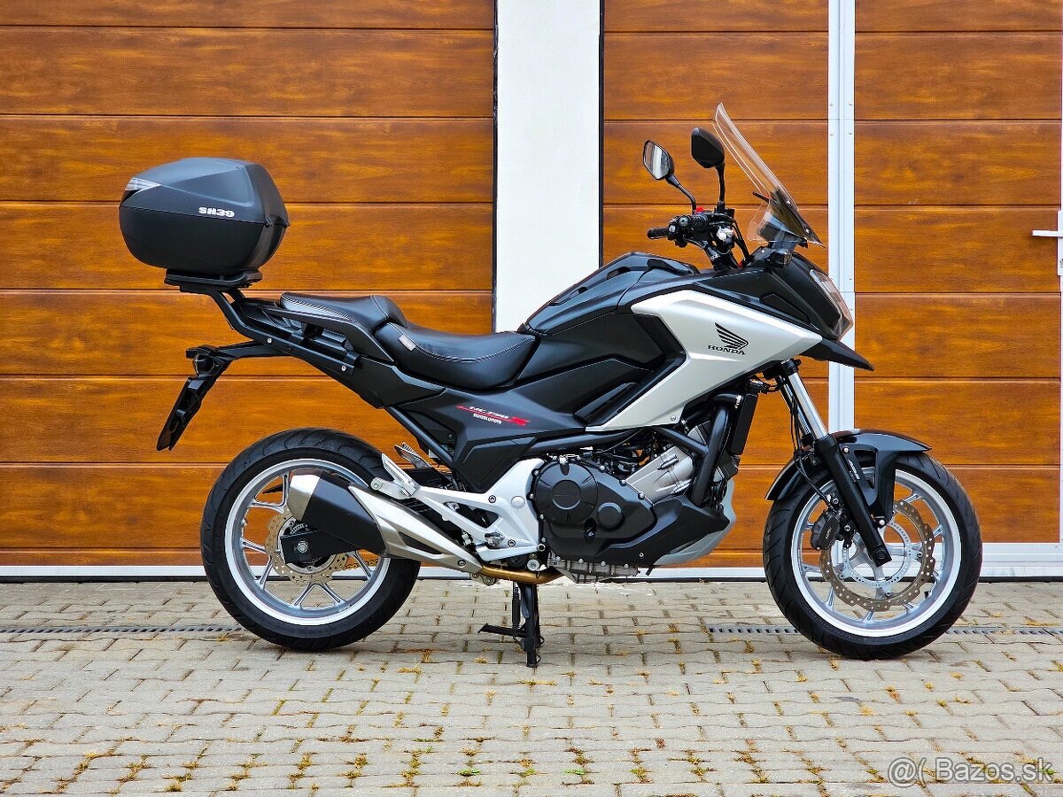 Honda NC750X 2015 - 2