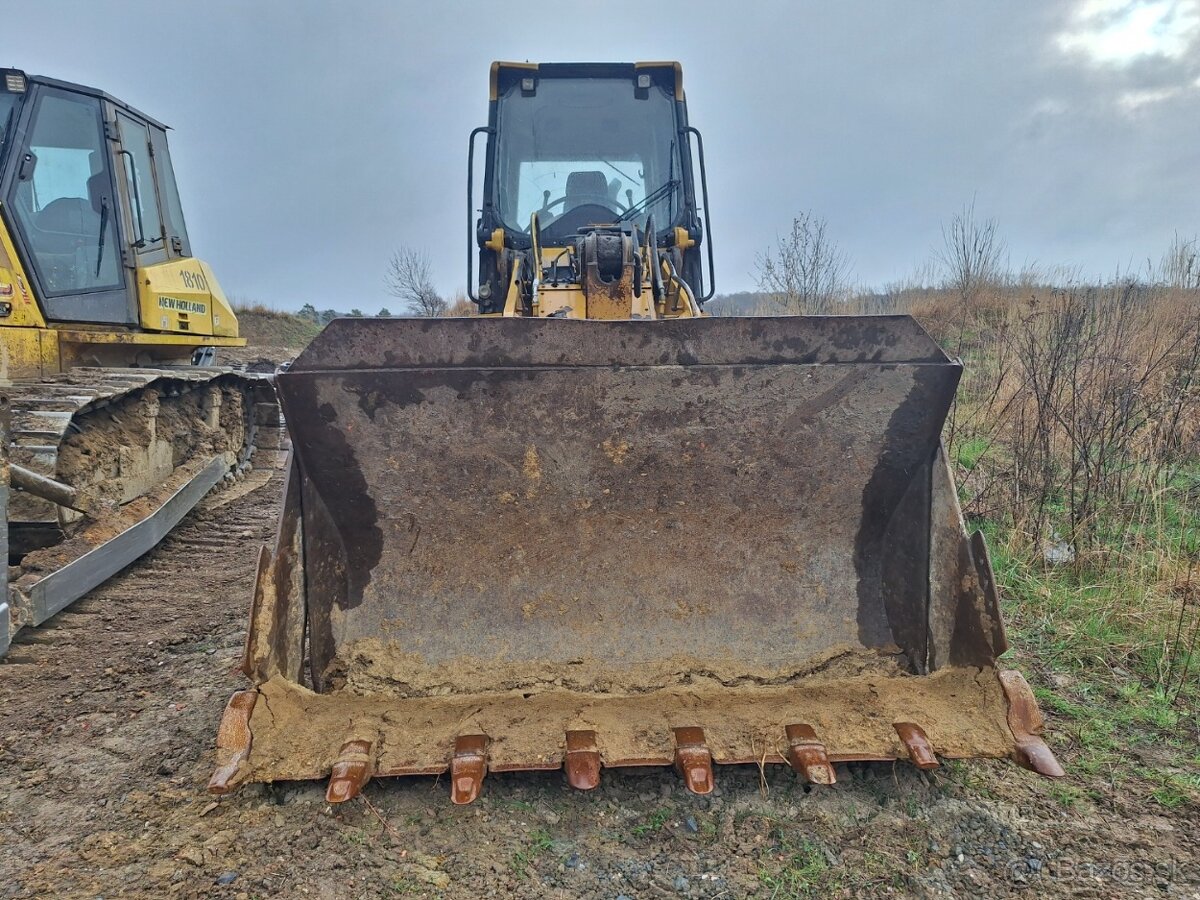 CATERPILLAR 963 D - 2