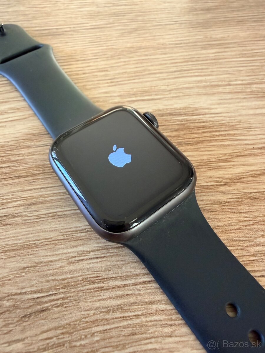 Apple watch SE 40 mm - 2