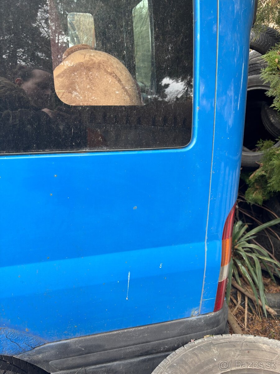 Ford Transit 6 miestny - 2
