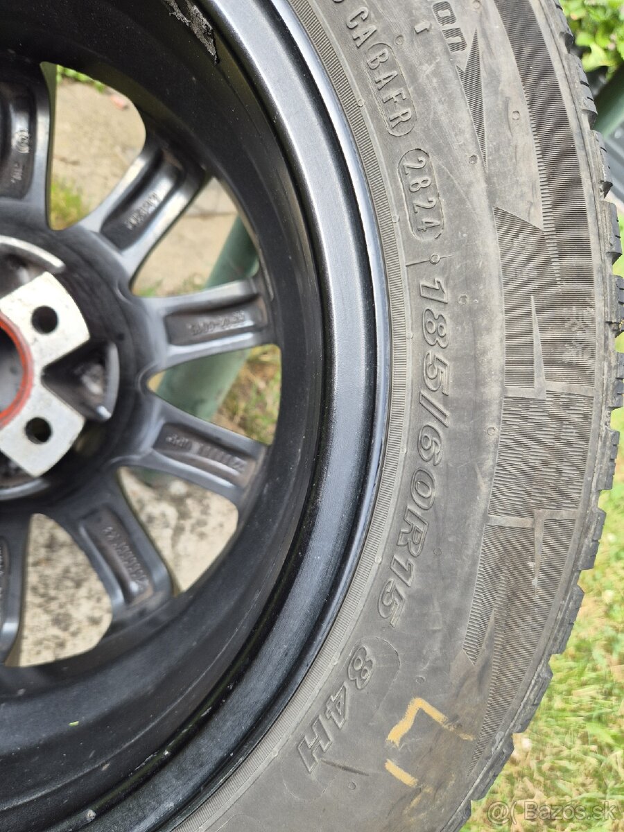 Zimná sada 185/60 R15 - 2