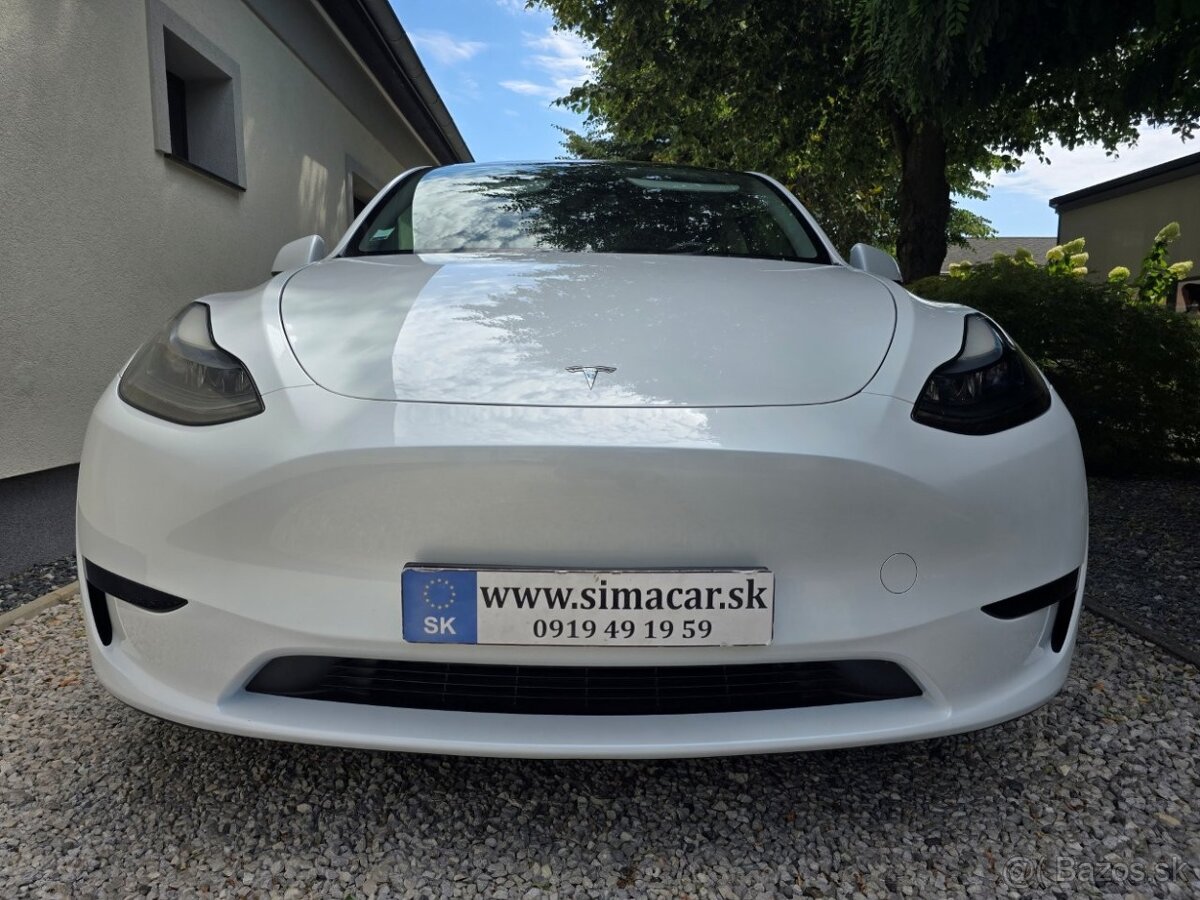 Tesla Model Y, Mesačne: 491€ - 2