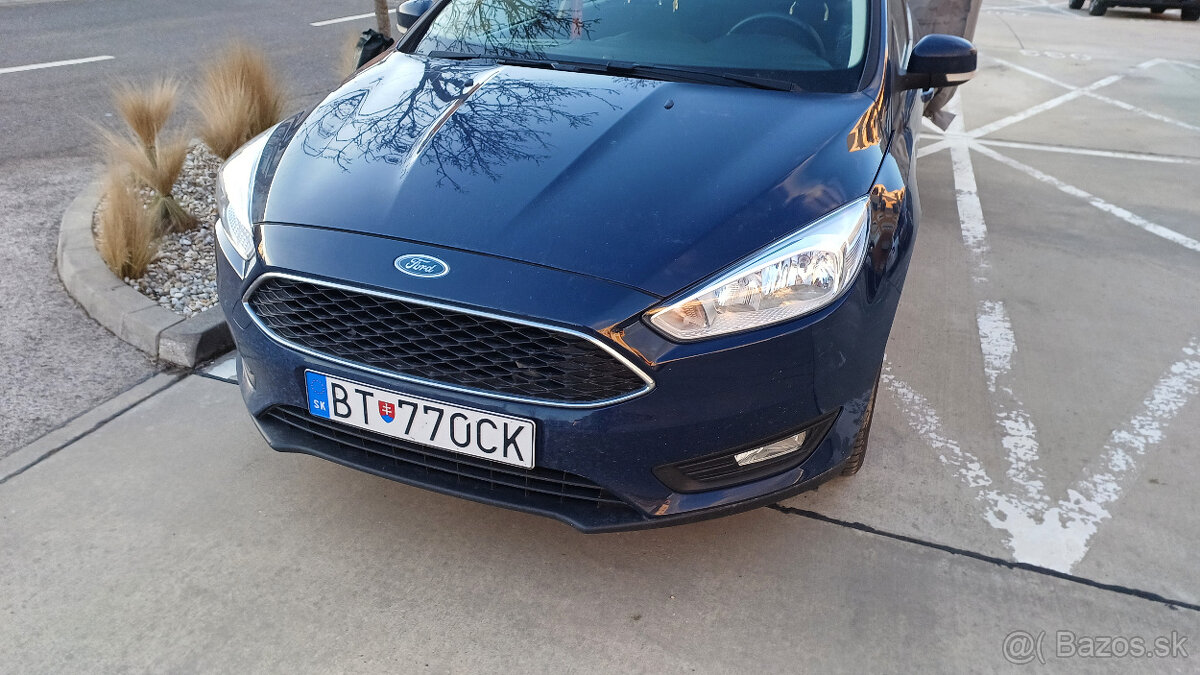 Ford Focus 1.6 benzín - 2