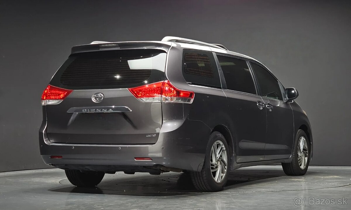 2012 TOYOTA SIENNA LIMITED - 2