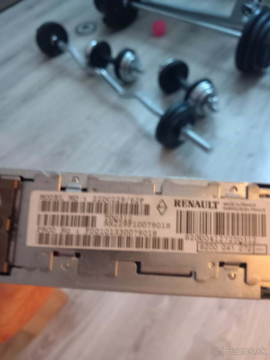 Kúpim radio do renault nefunkcne - 2