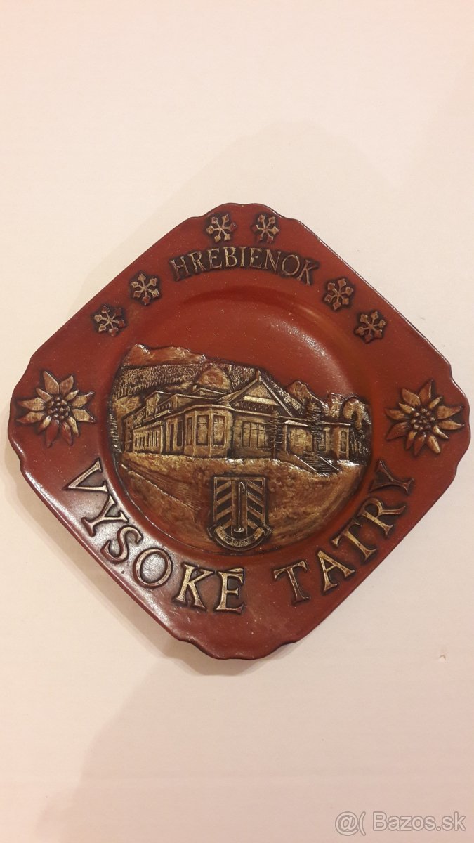 Dekoračné závesné taniery Vysoké Tatry a veľká ceruzka. - 2